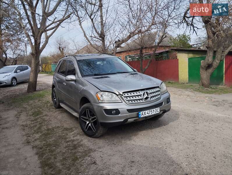 Mercedes-benz M-class (2008)