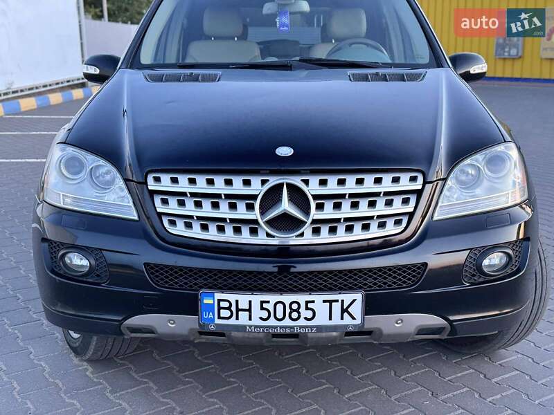 Mercedes-benz M-class (2008)