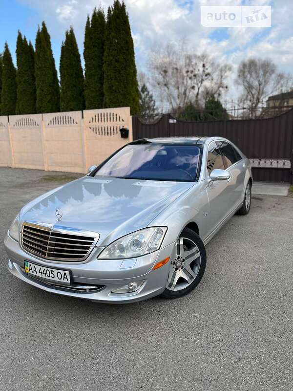 Mercedes-benz S 600 (2008)