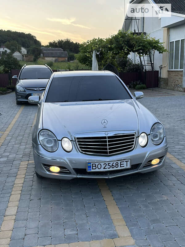 Mercedes-benz 240 (2002)