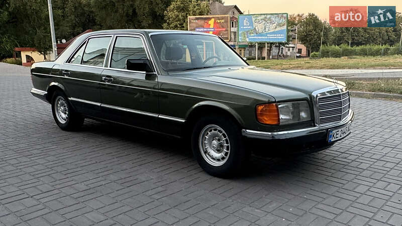 Mercedes-benz S-class (1981)