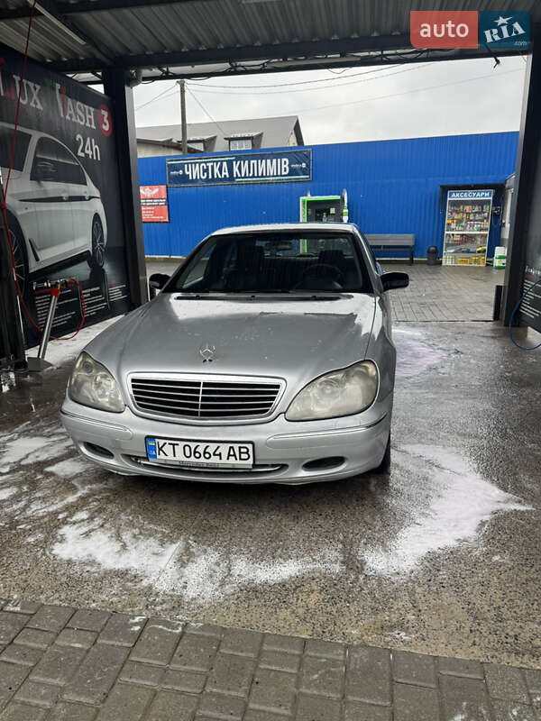 Mercedes-benz S-class (2001)