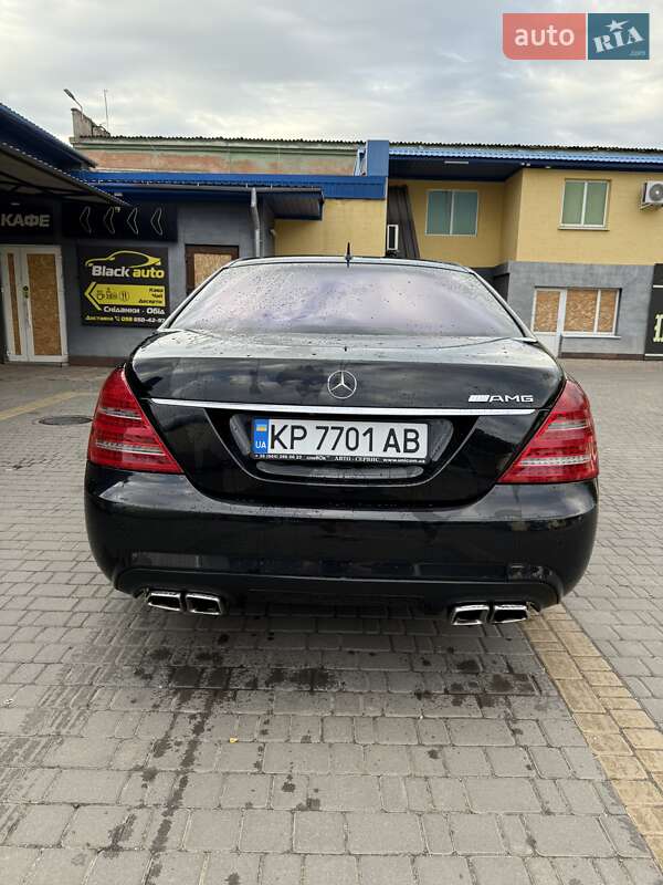 Mercedes-benz S-class (2006)