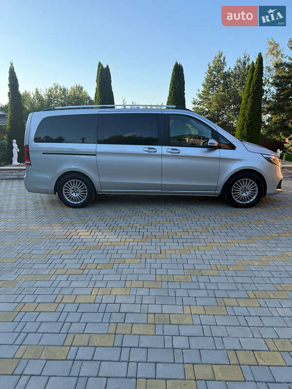 Mercedes-benz V-class (2020)