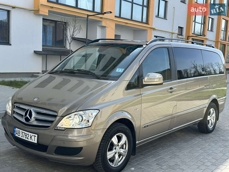 Mercedes-benz Viano (2011)