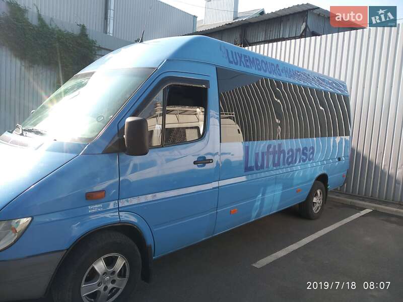 Mercedes-benz Viano (2004)