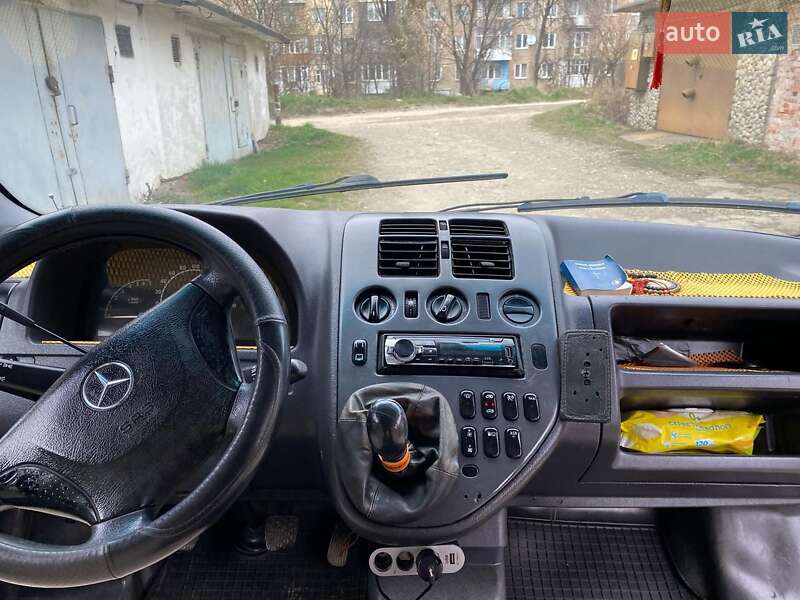 Mercedes-benz Vito (2002)