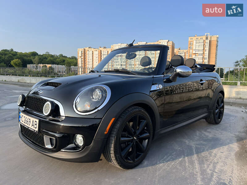 Mini Convertible (2014)