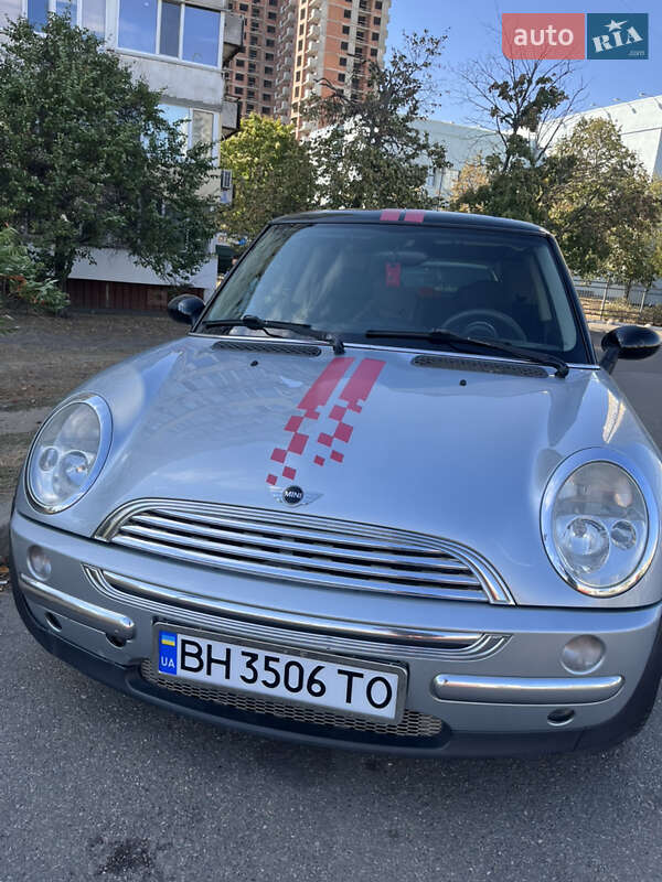 Mini Cooper (2002)