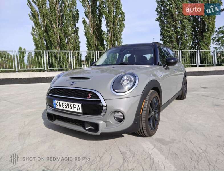 Mini Cooper (2018)