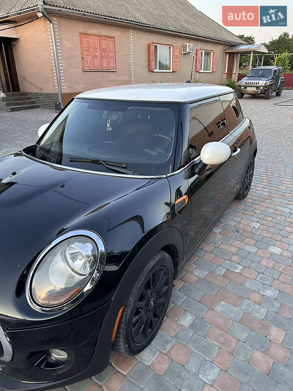 Mini Cooper (2014)