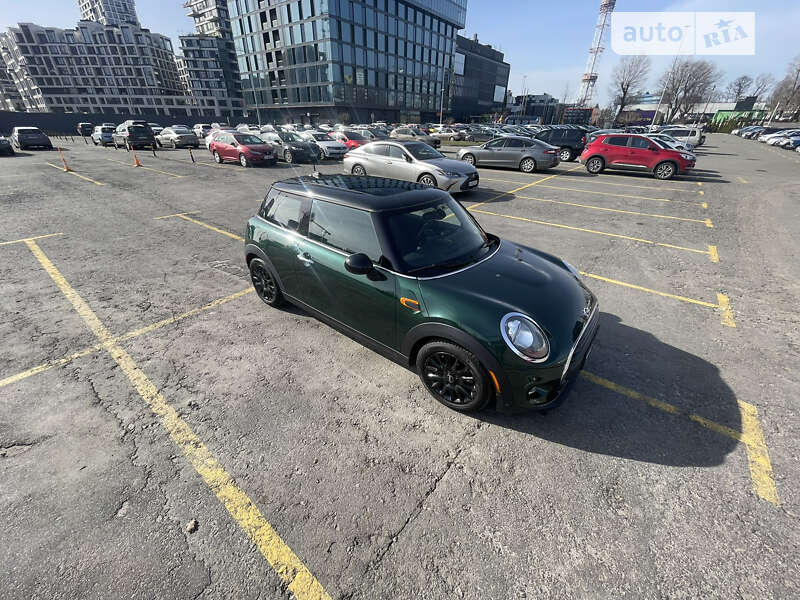 Mini Hatch (2015)