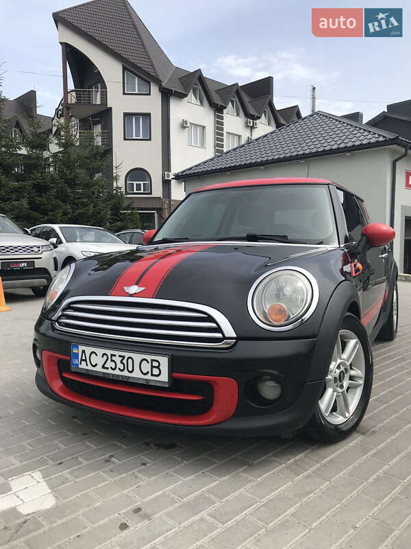 Mini Hatch (2011)