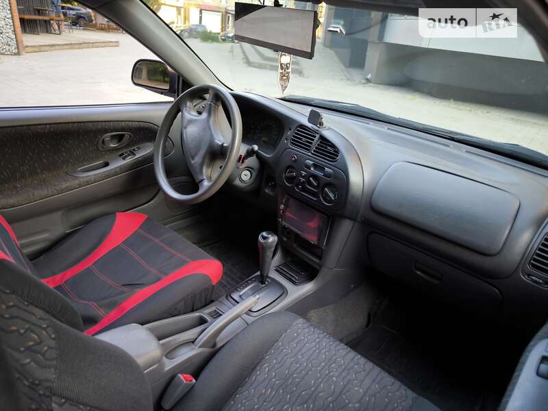 Mitsubishi Colt (2002)