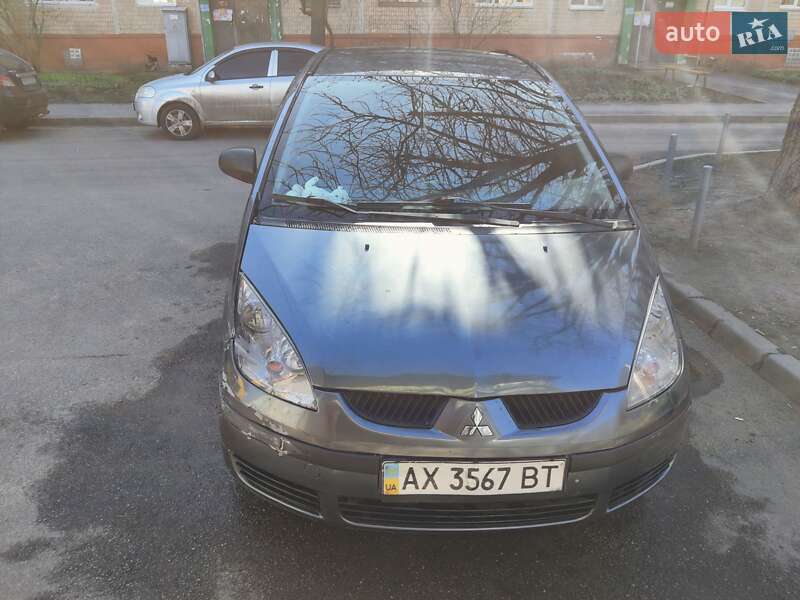 Mitsubishi Colt (2008)