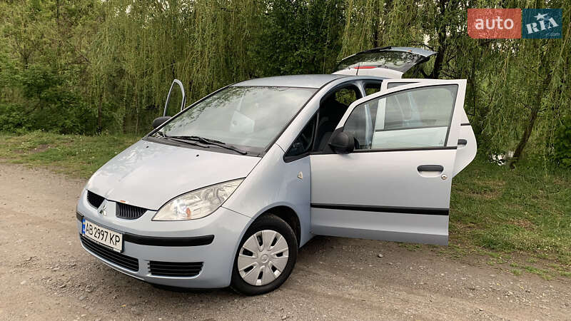 Mitsubishi Colt (2005)
