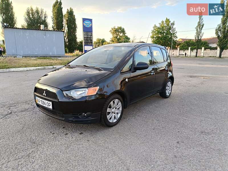 Mitsubishi Colt (2009)