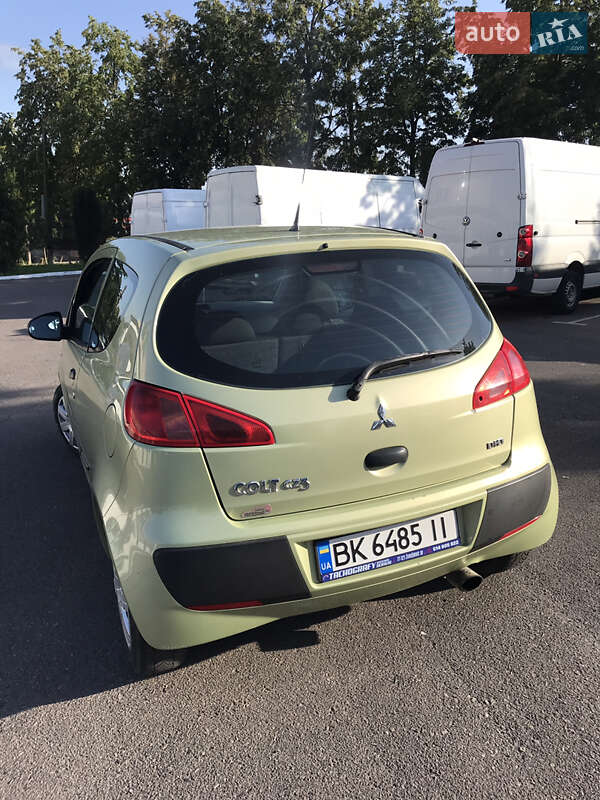 Mitsubishi Colt (2005)