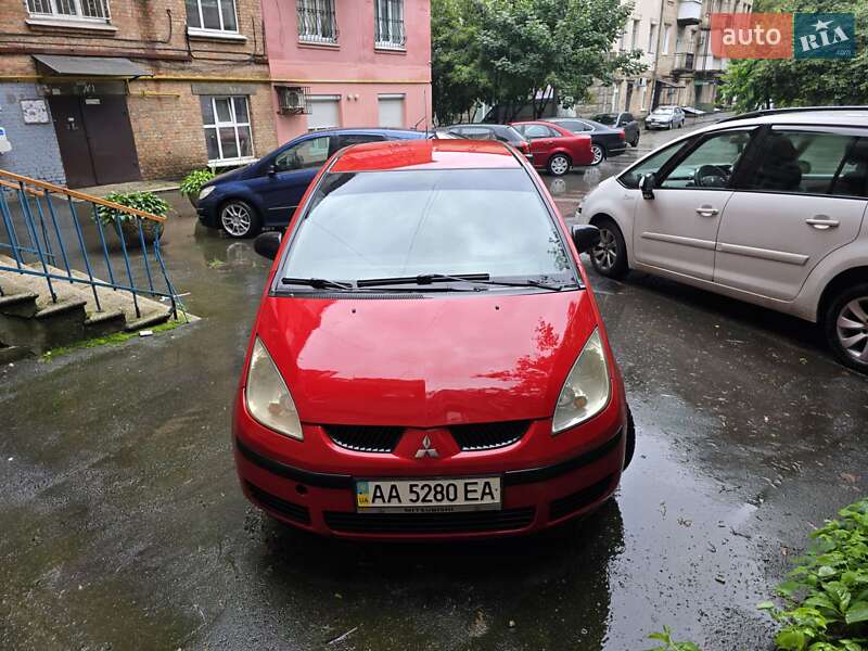Mitsubishi Colt (2007)