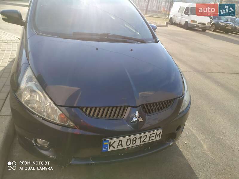 Mitsubishi Grandis (2008)