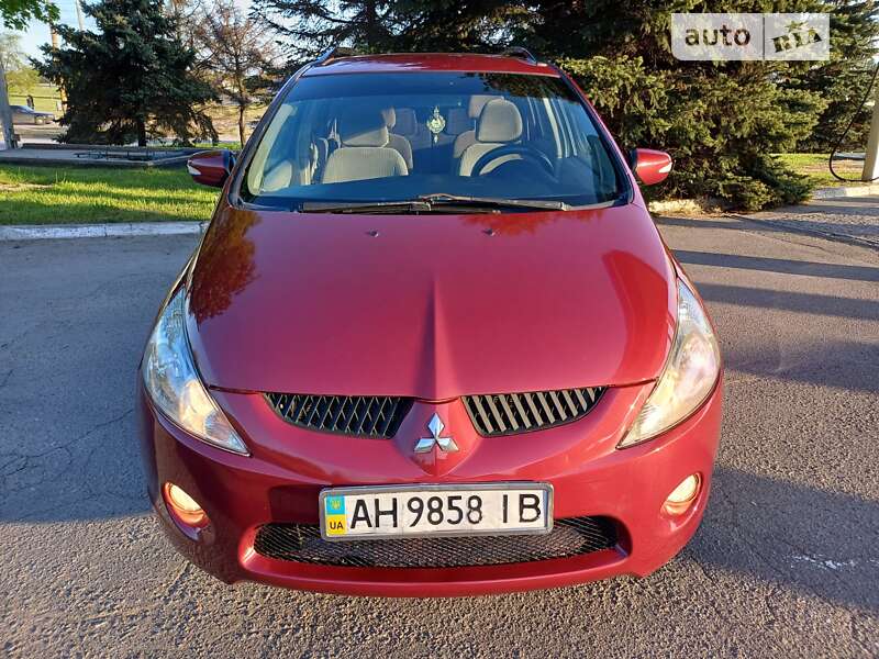 Mitsubishi Grandis (2004)