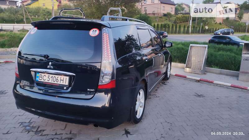 Mitsubishi Grandis (2007)