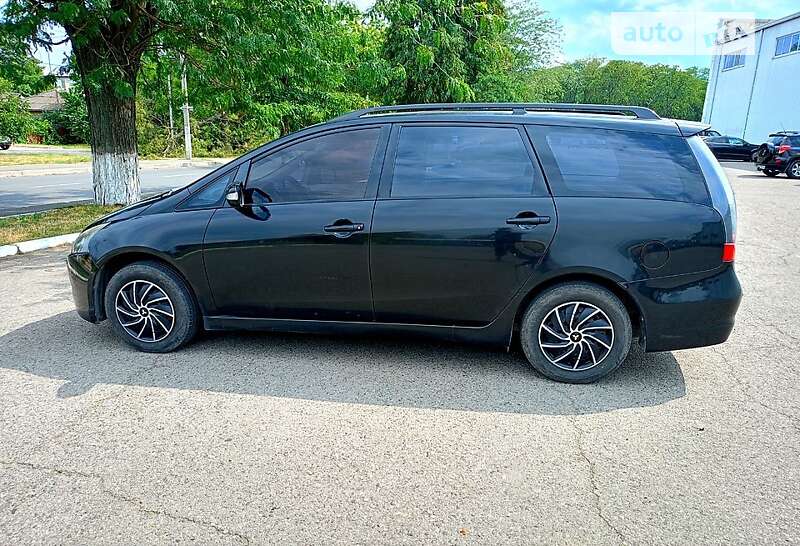 Mitsubishi Grandis (2004)