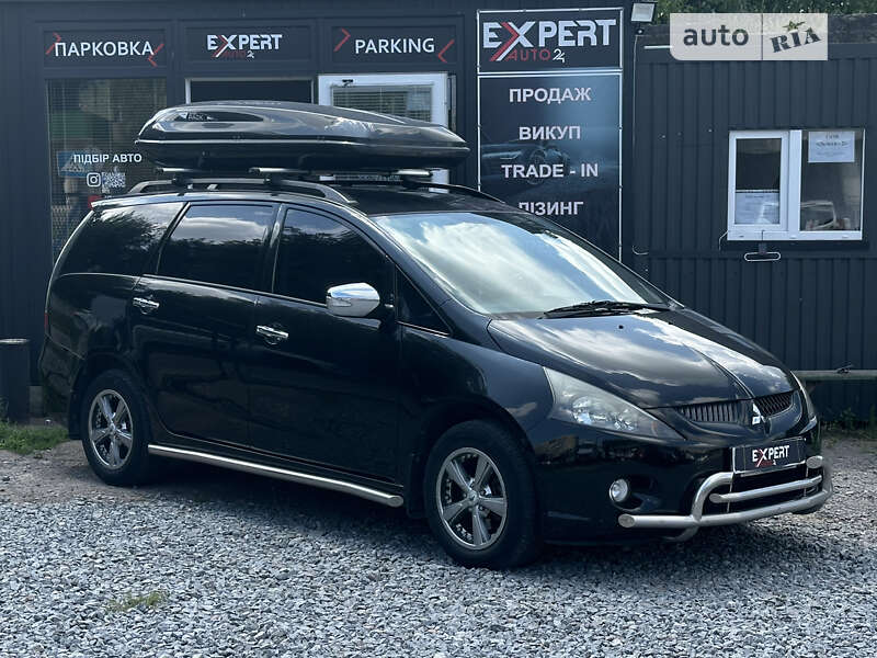 Mitsubishi Grandis (2004)