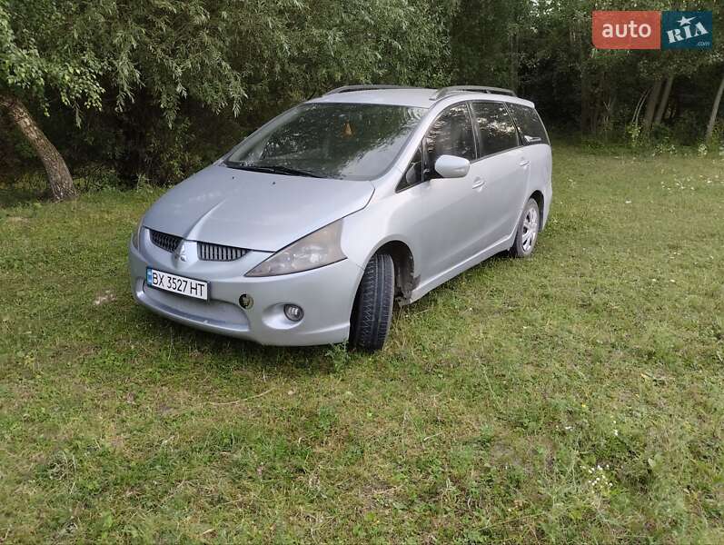 Mitsubishi Grandis (2004)