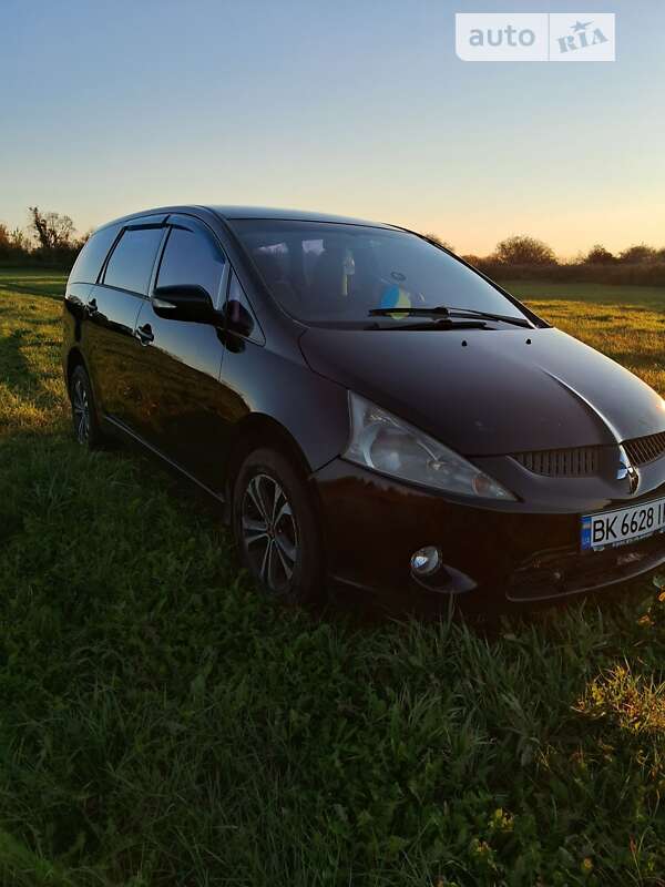 Mitsubishi Grandis (2008)