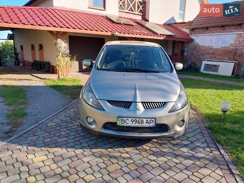 Mitsubishi Grandis (2006)