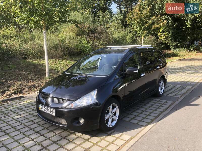 Mitsubishi Grandis (2007)