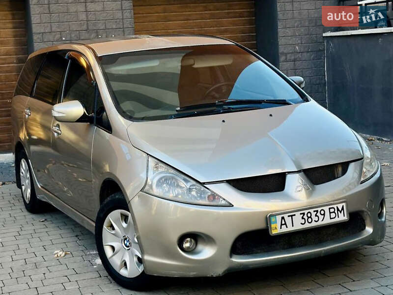 Mitsubishi Grandis (2006)