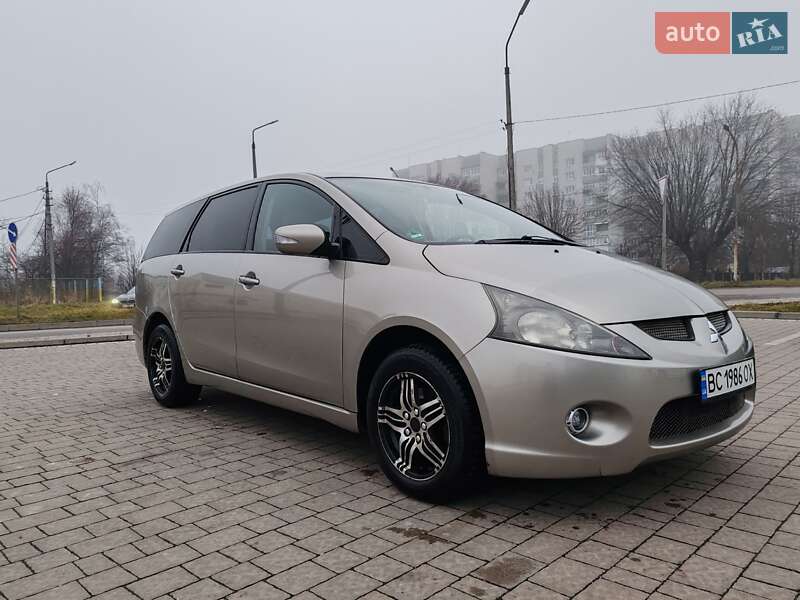 Mitsubishi Grandis (2006)