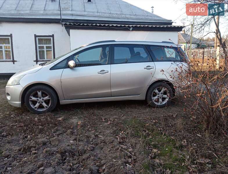 Mitsubishi Grandis (2008)