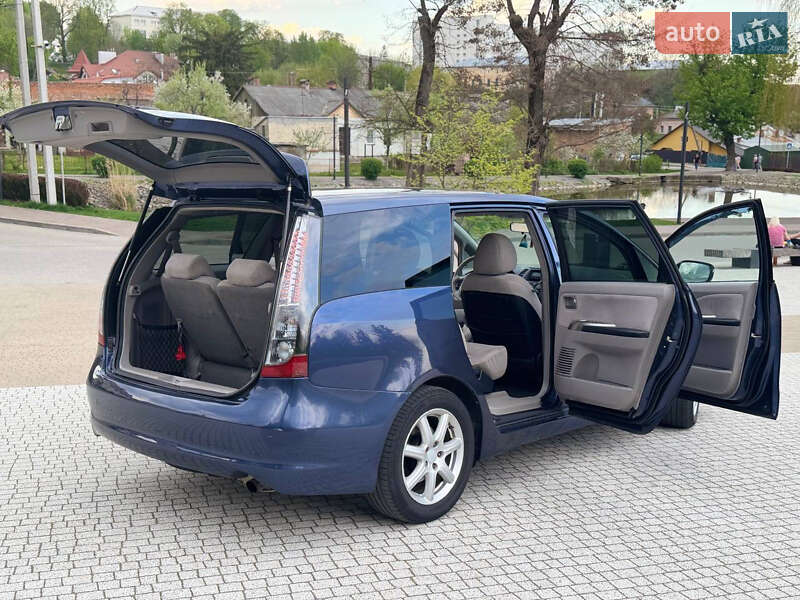 Mitsubishi Grandis (2008)