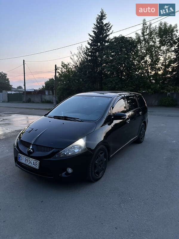 Mitsubishi Grandis (2008)