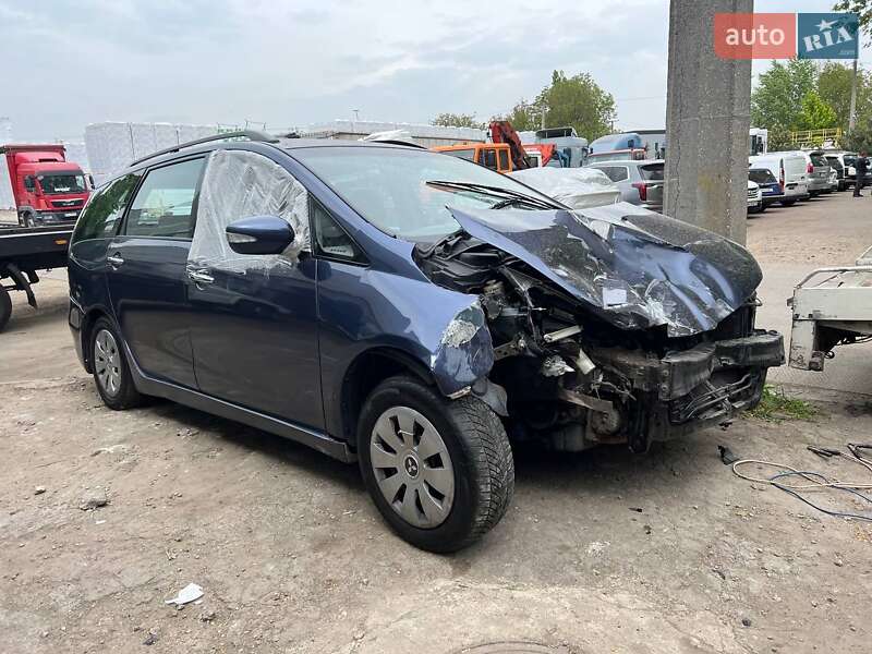 Mitsubishi Grandis (2004)