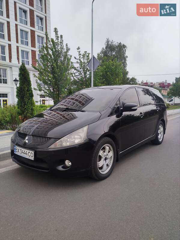 Mitsubishi Grandis (2007)