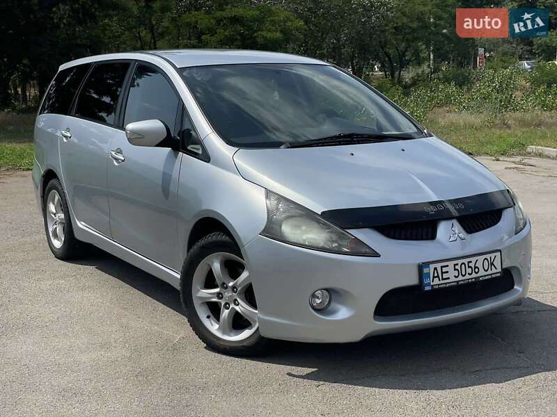 Mitsubishi Grandis (2006)