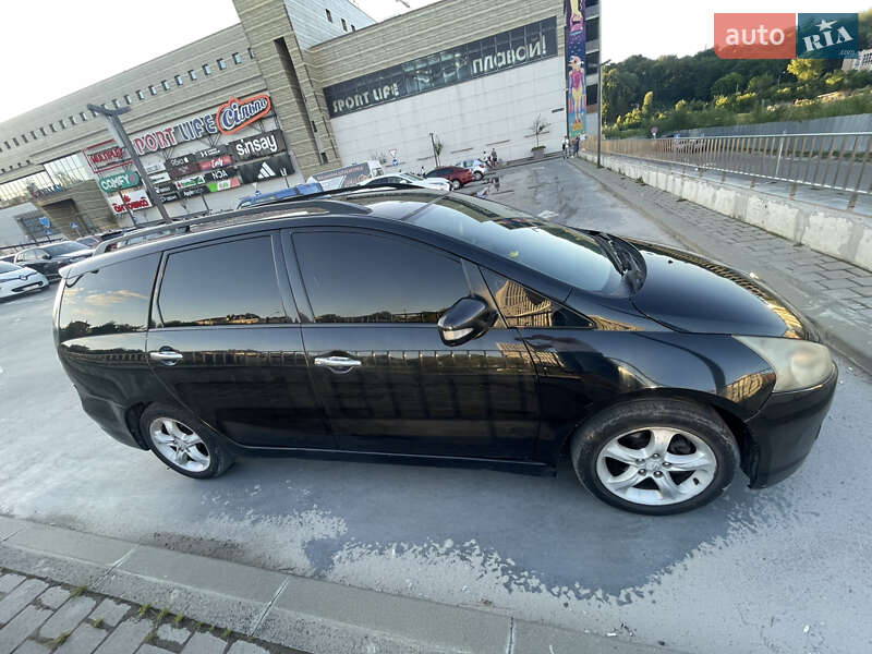 Mitsubishi Grandis (2007)