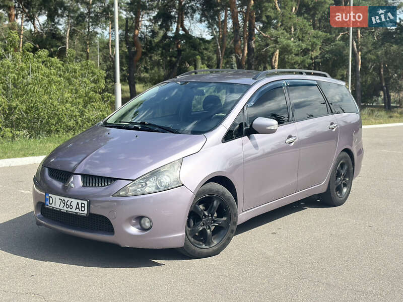 Mitsubishi Grandis (2005)
