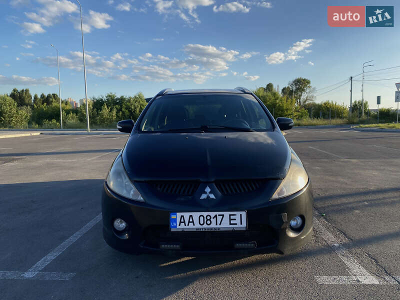 Mitsubishi Grandis (2008)