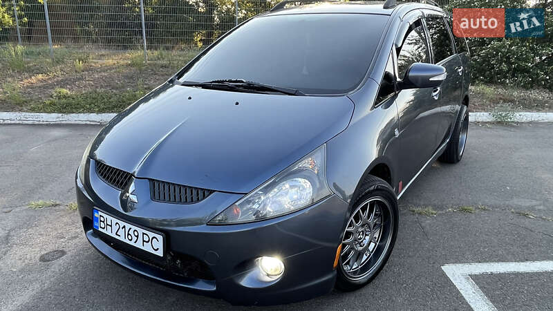 Mitsubishi Grandis (2005)