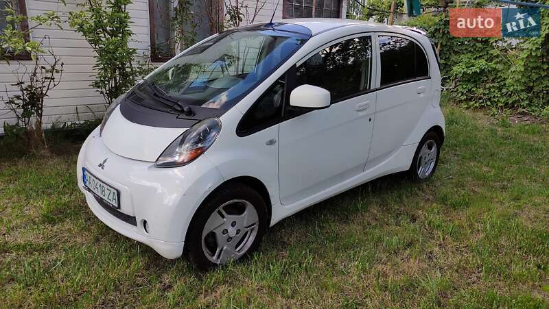 Mitsubishi I-miev (2011)