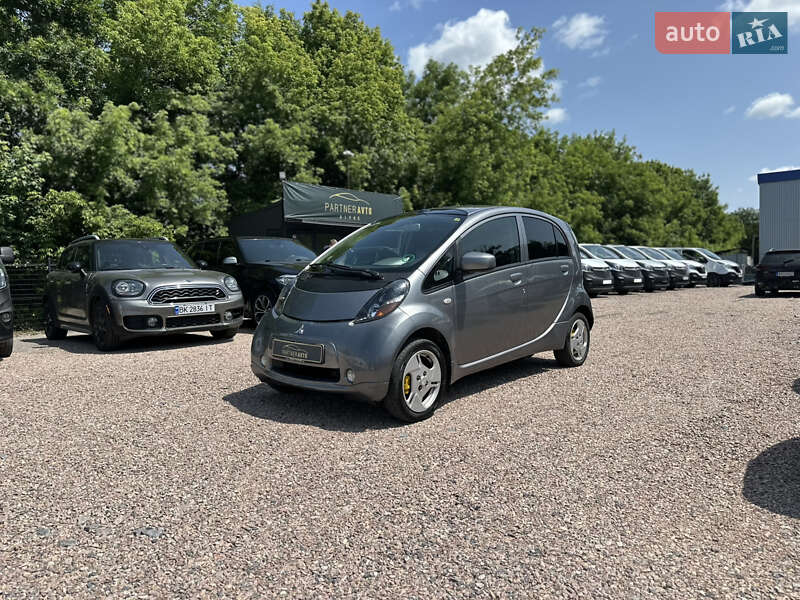 Mitsubishi I-miev (2011)