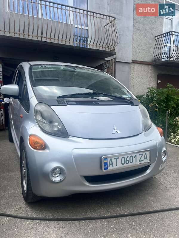 Mitsubishi I-miev (2012)