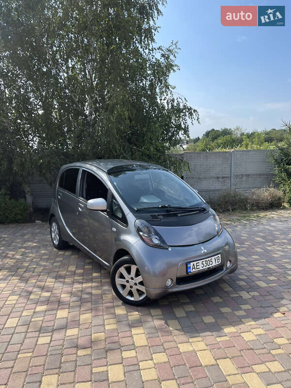 Mitsubishi I-miev (2011)
