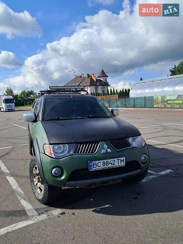 Mitsubishi L 200 (2007)