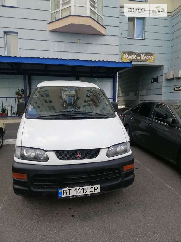 Mitsubishi L 400 (1999)